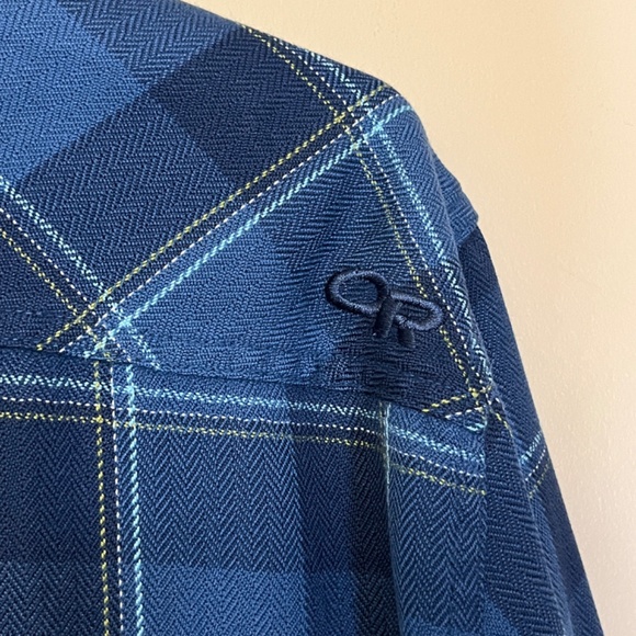 Outdoor Research Feedback Cotton Blend Plaid Flannel Shirt - Men's Size L - Blue - Picture 6 of 11